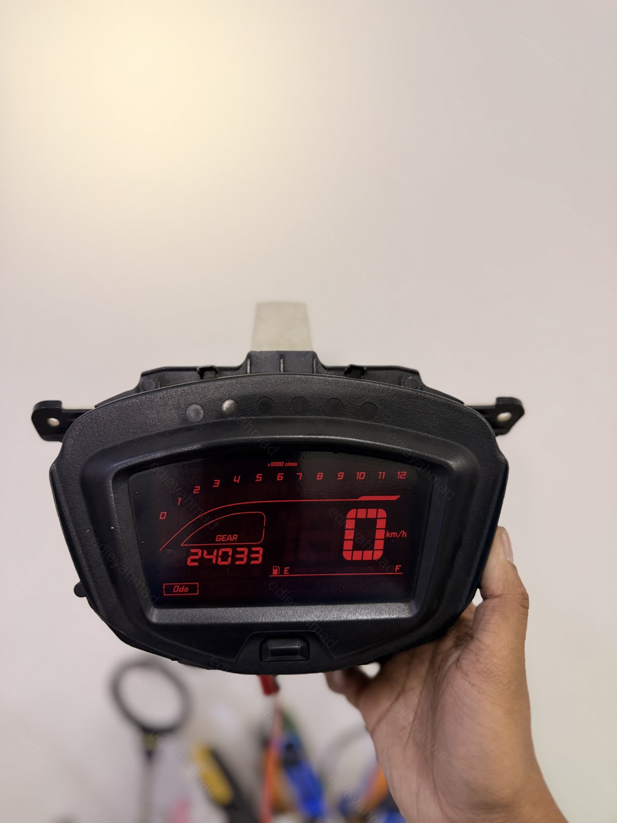 Y15 v2 custom LED (MERAH)